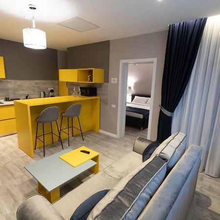 ياش Omnia Apartments المظهر الخارجي الصورة