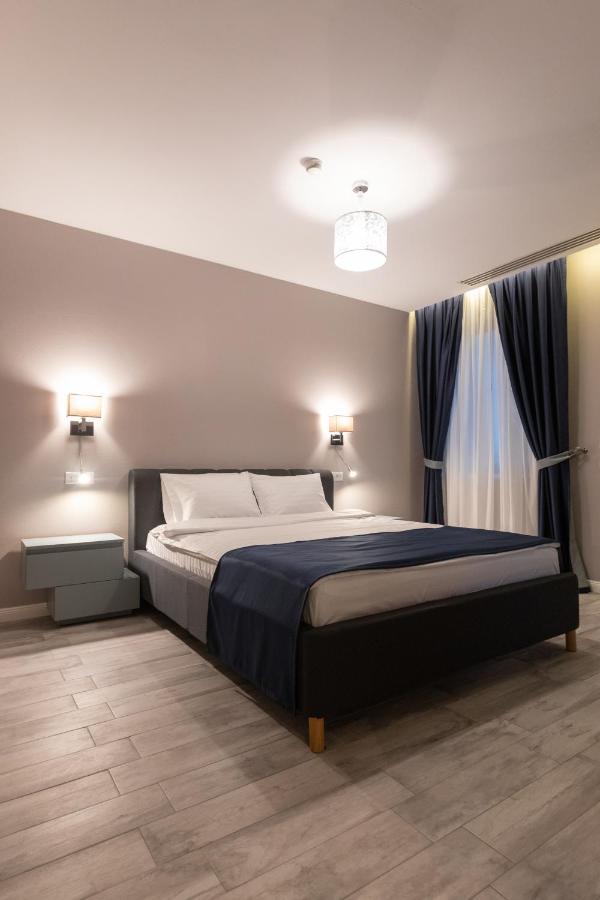 ياش Omnia Apartments المظهر الخارجي الصورة