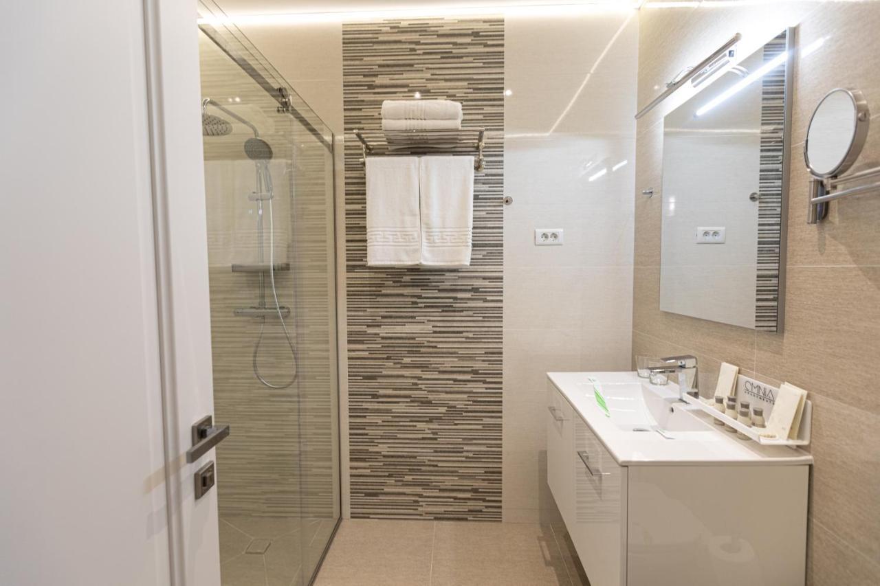 ياش Omnia Apartments المظهر الخارجي الصورة