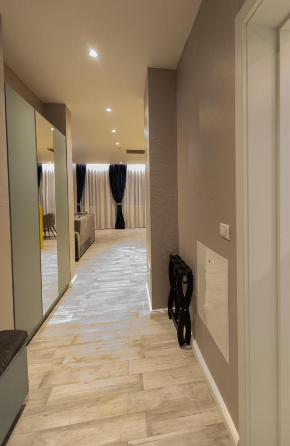 ياش Omnia Apartments المظهر الخارجي الصورة